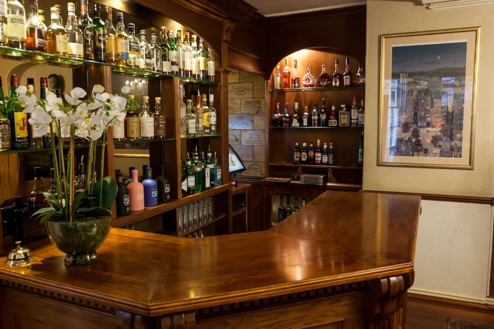 The Lake Isle Hotel & Restaurant