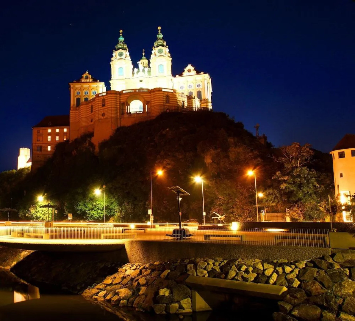 GOLDEN STAR - Premium Apartments