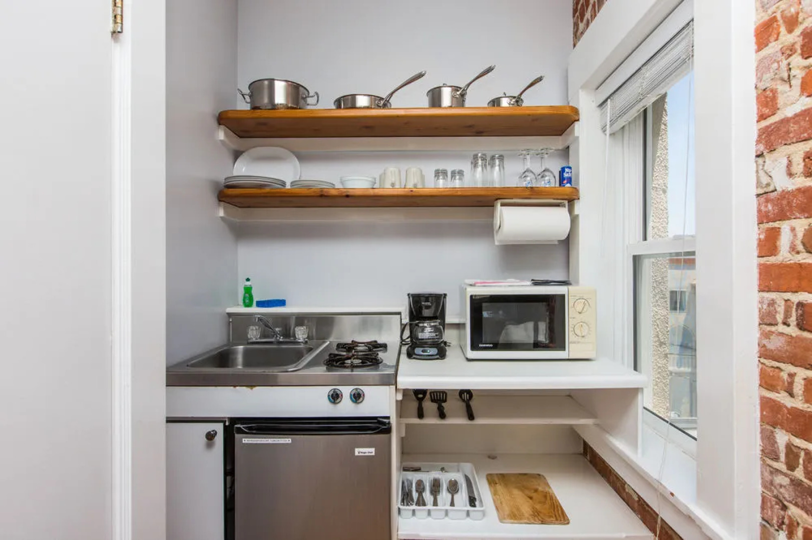 Venice Beach Suites & Hotel