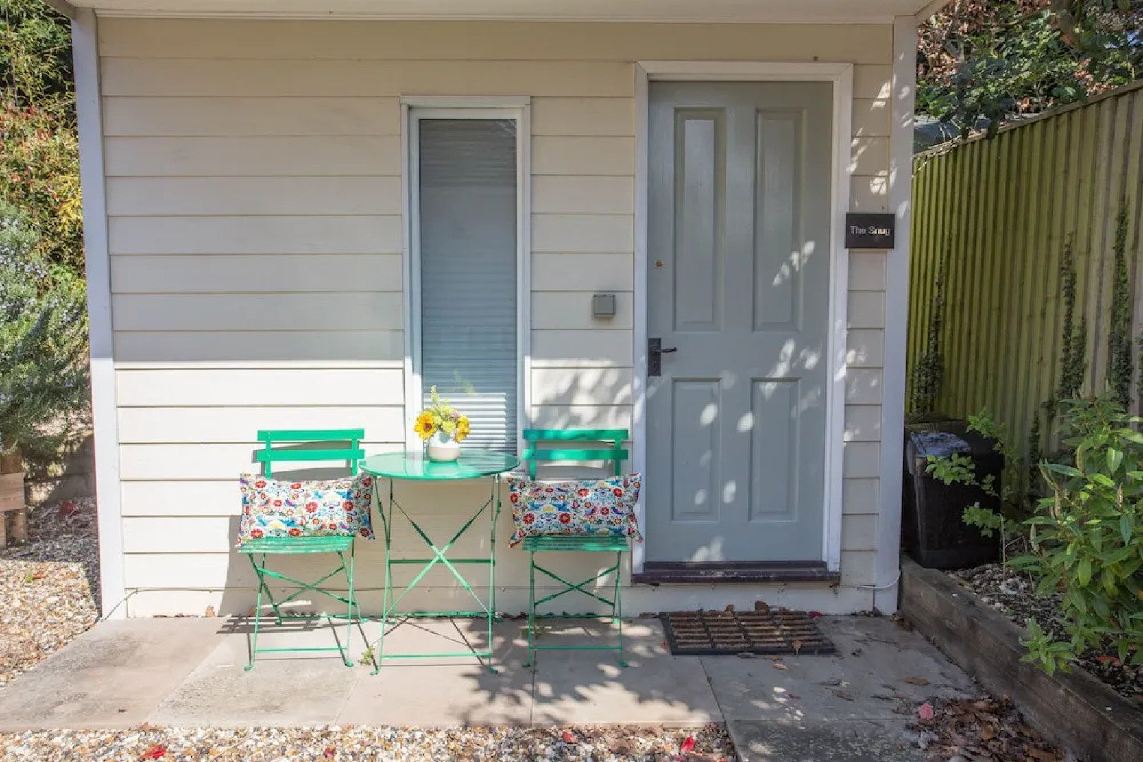 Snug with Views of the Chilterns