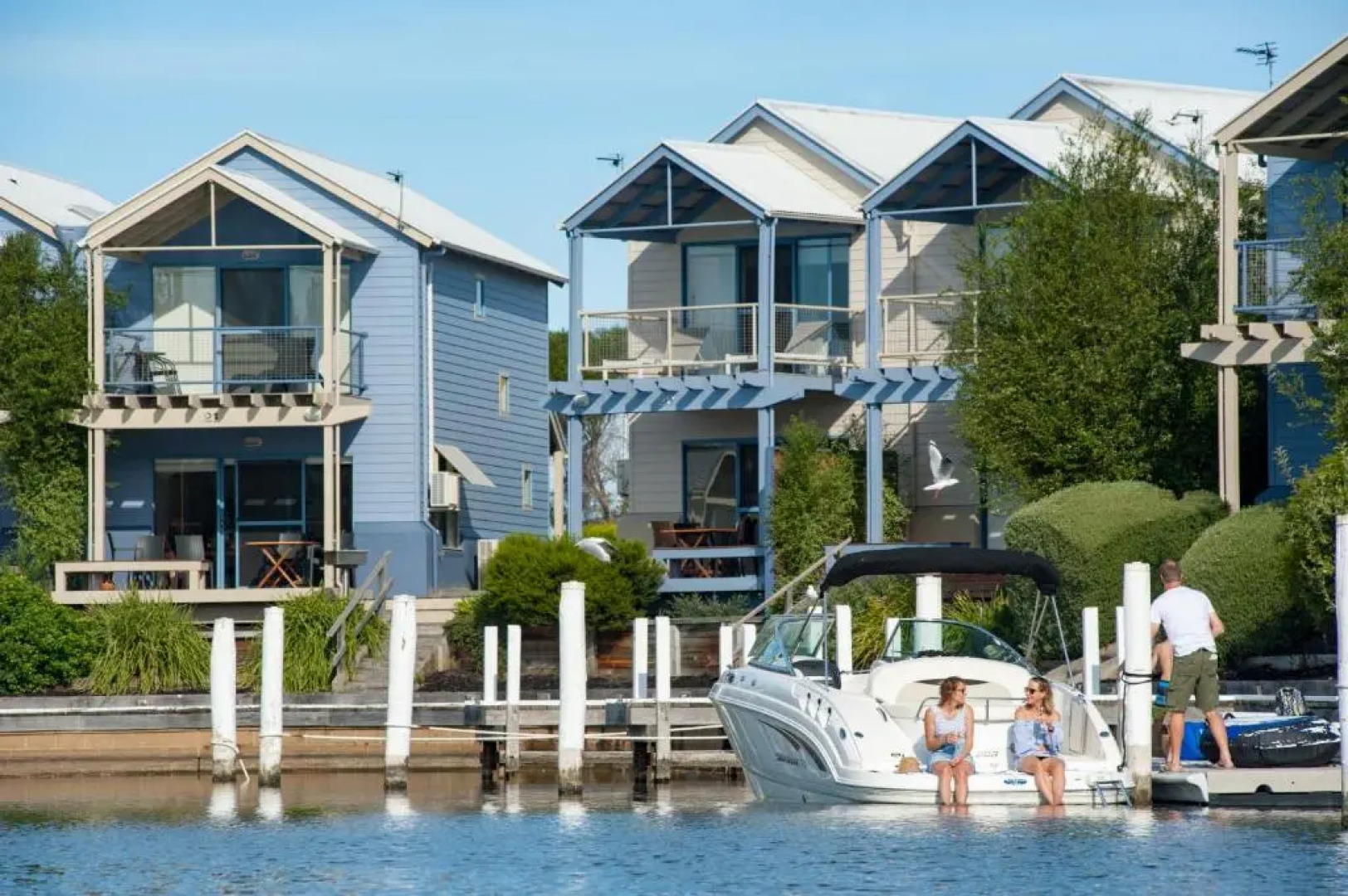 Captains Cove Waterfront Resort