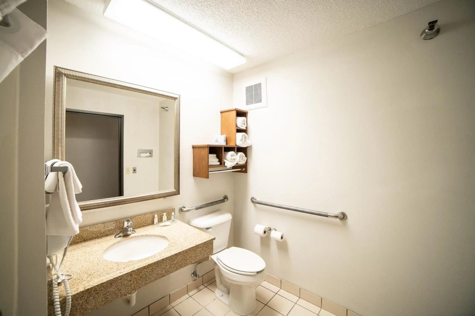 Quality Inn & Suites Watertown near Prairie Lakes Ice Arena