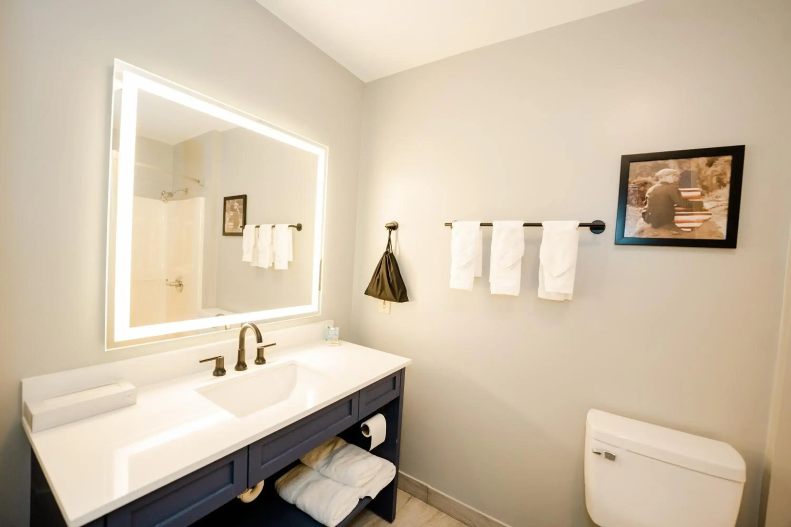 AmericInn by Wyndham Tomahawk