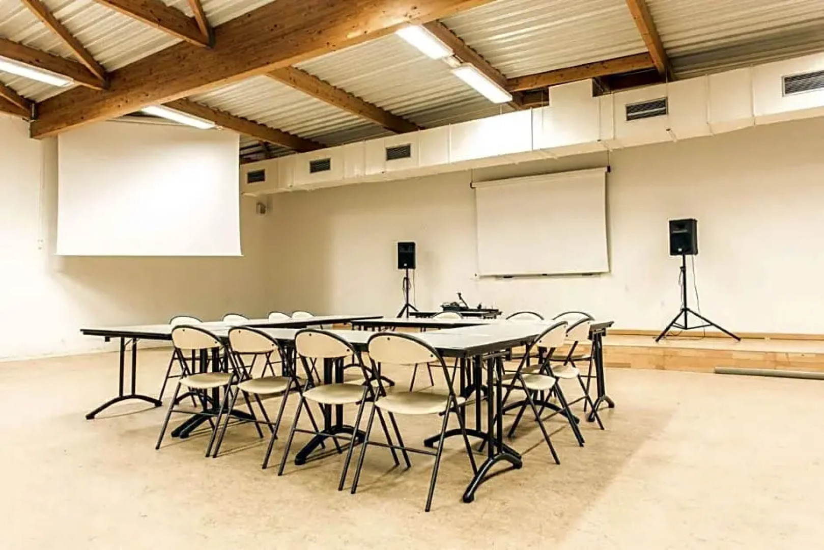 Cref Auberge De Jeunesse