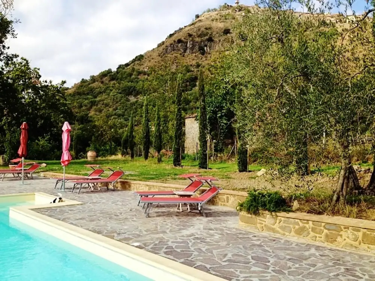 House With 4 Bedrooms in Montelaterone, With Wonderful Mountain View,