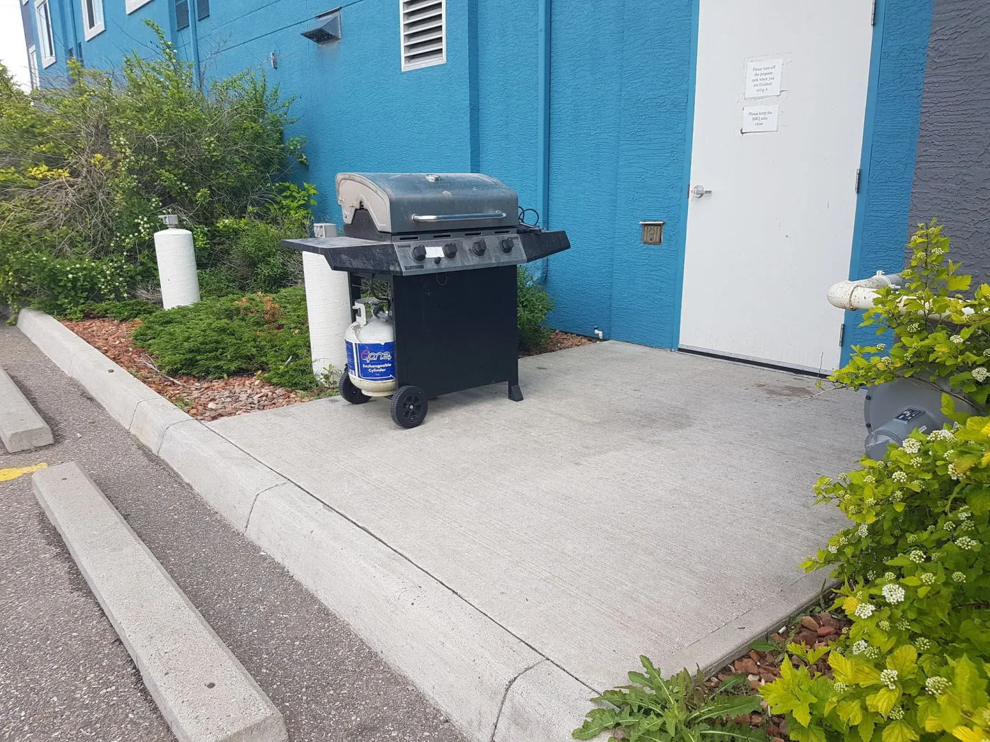 Home Inn Express - Medicine Hat