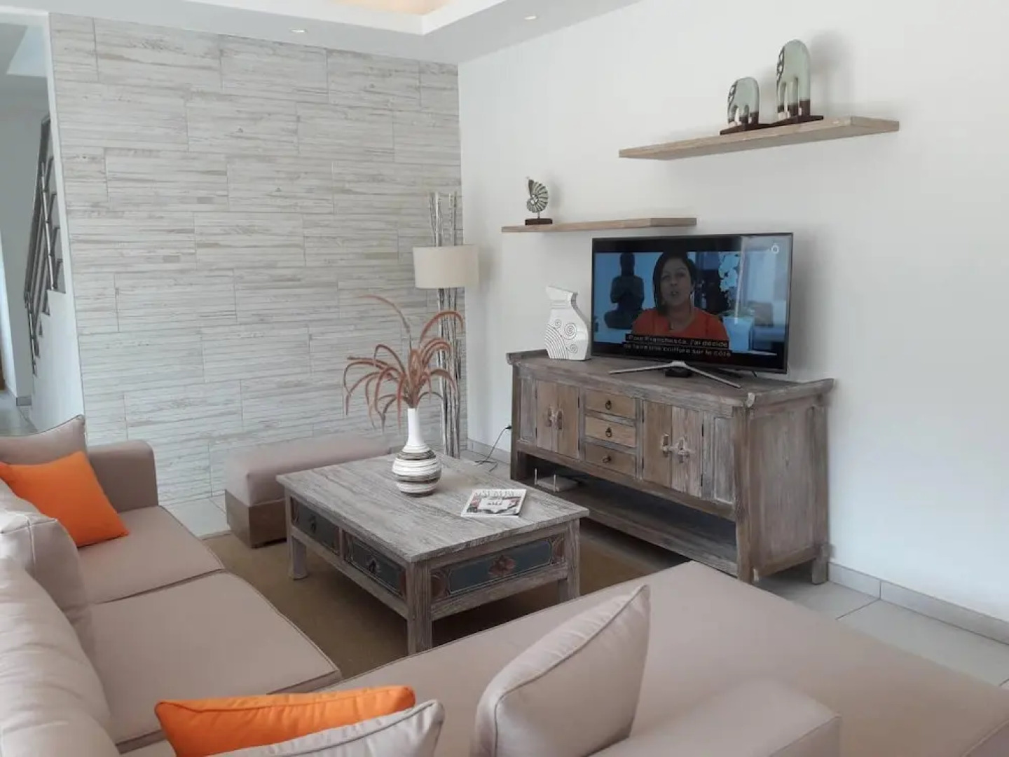 Villa with 3 Bedrooms in Pereybere, Grand Baie, with Private Pool, Enclosed Garden And Wifi