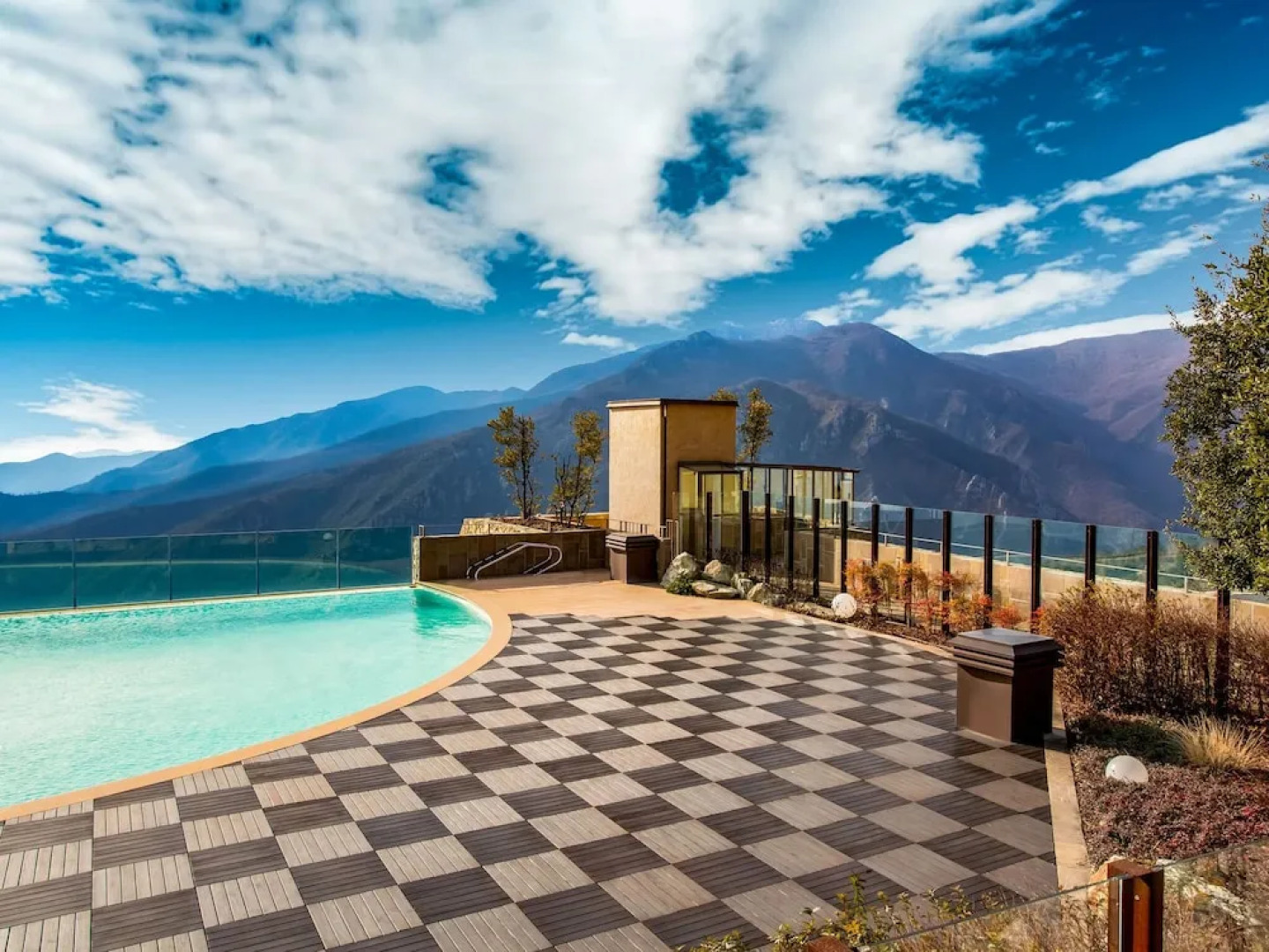 Boutique Holiday Home in Magliolo With Swimming Pool