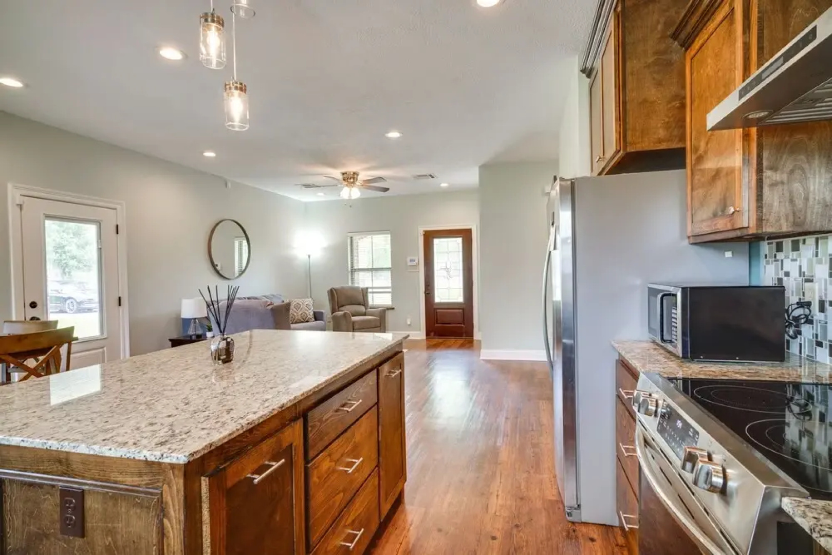 3 Mi to Casinos: Pet-friendly Home in Lake Charles