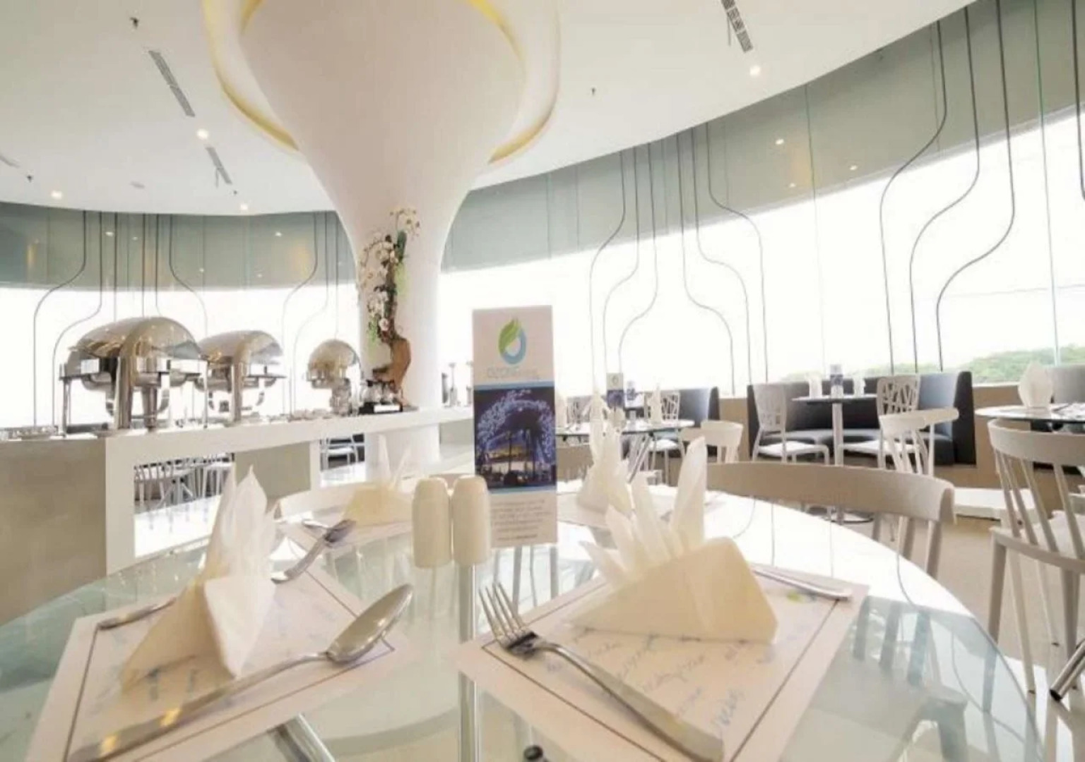 Ozone Hotel Pantai Indah Kapuk