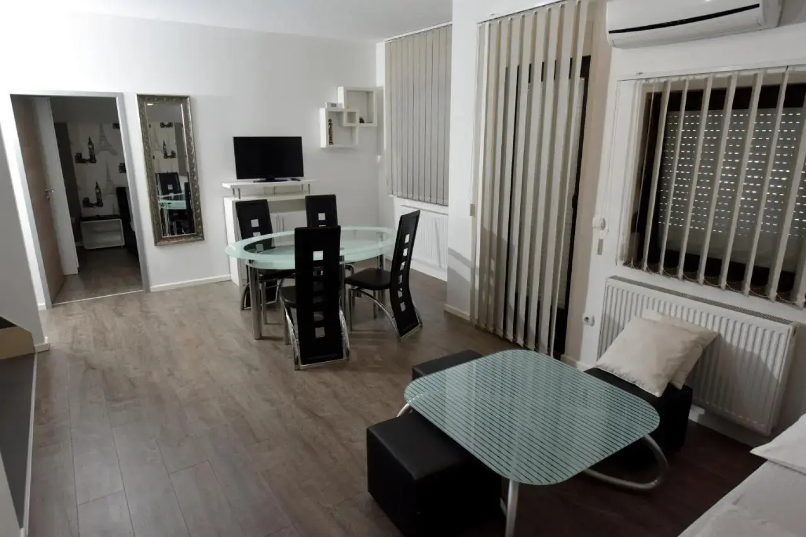 Apartments Trojka