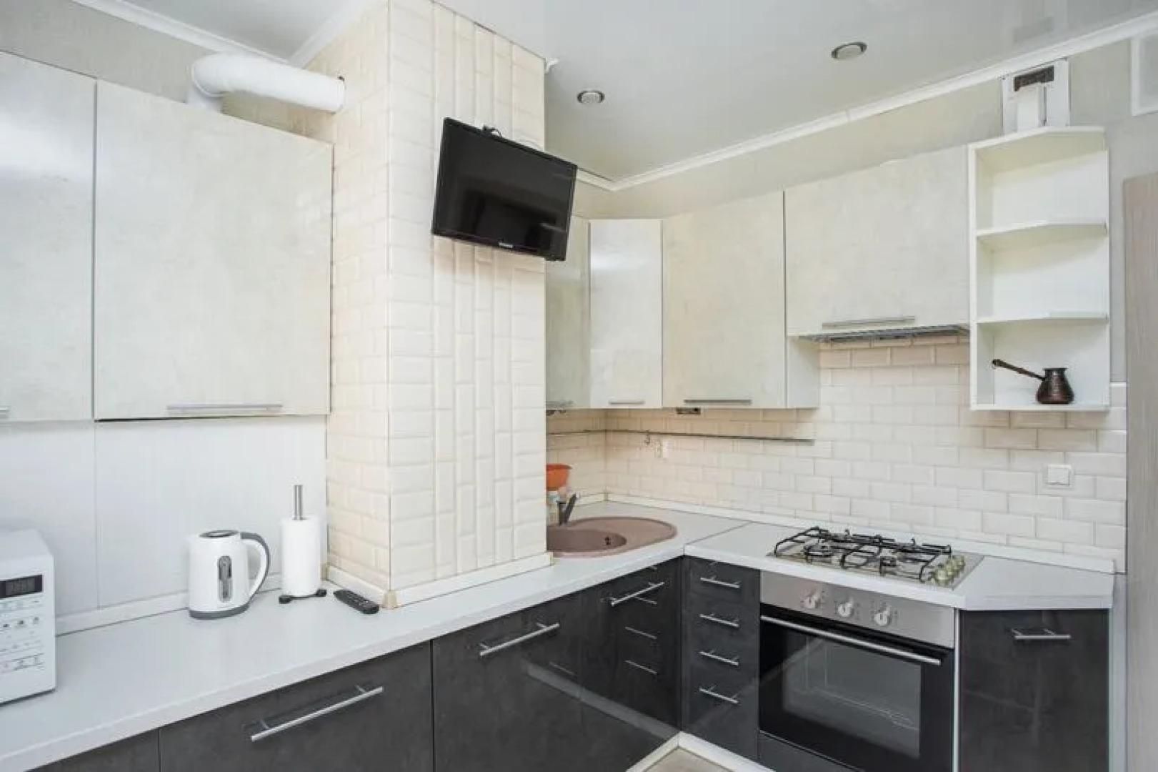 ПоСутки в Калининграде, ул. Гагарина д.11