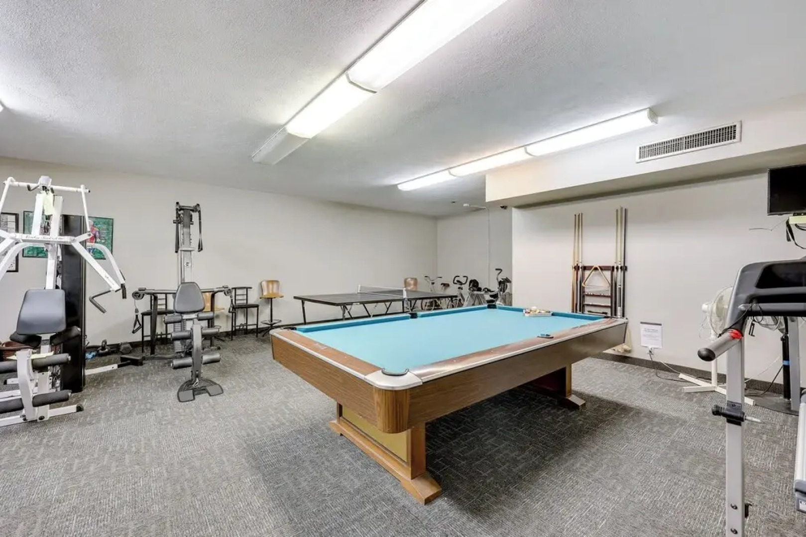 Rorys Roost Hot Springs Condo on Lake Hamilton!