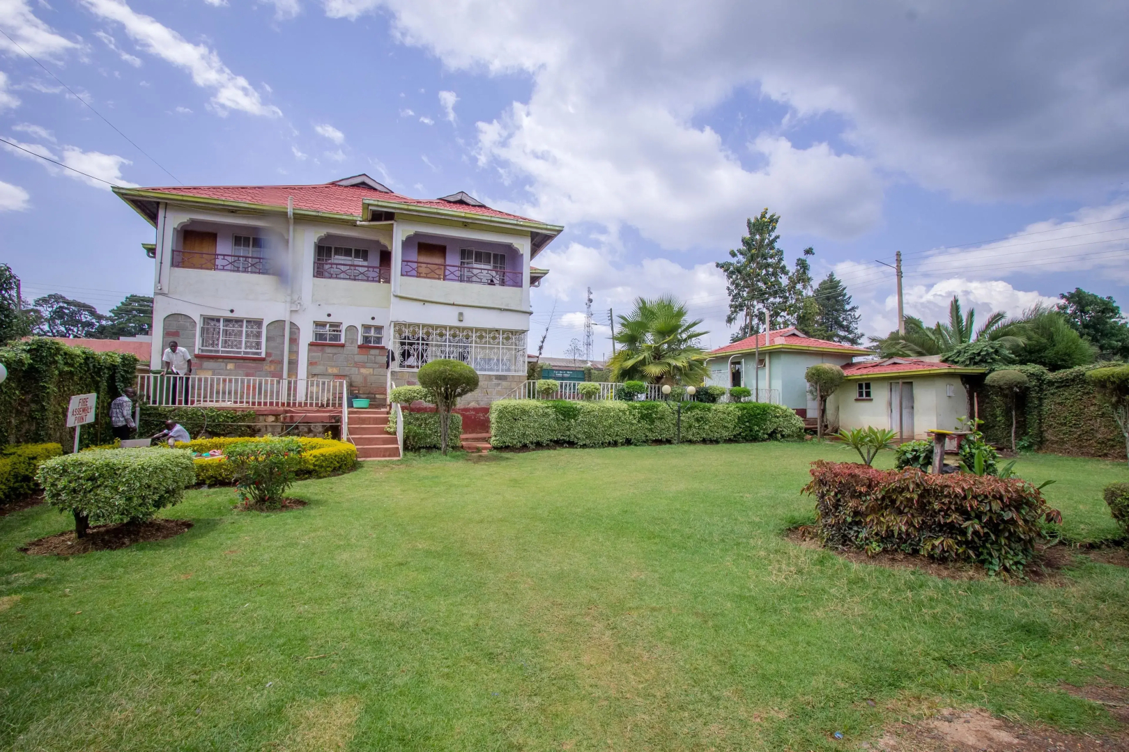 Ivys Inn Guest House
