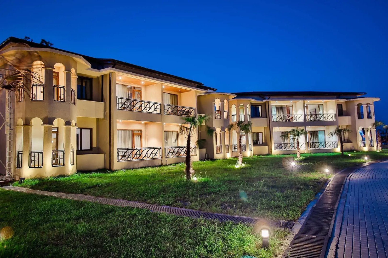 Pratap's Signature Hotel-Resort&Spa