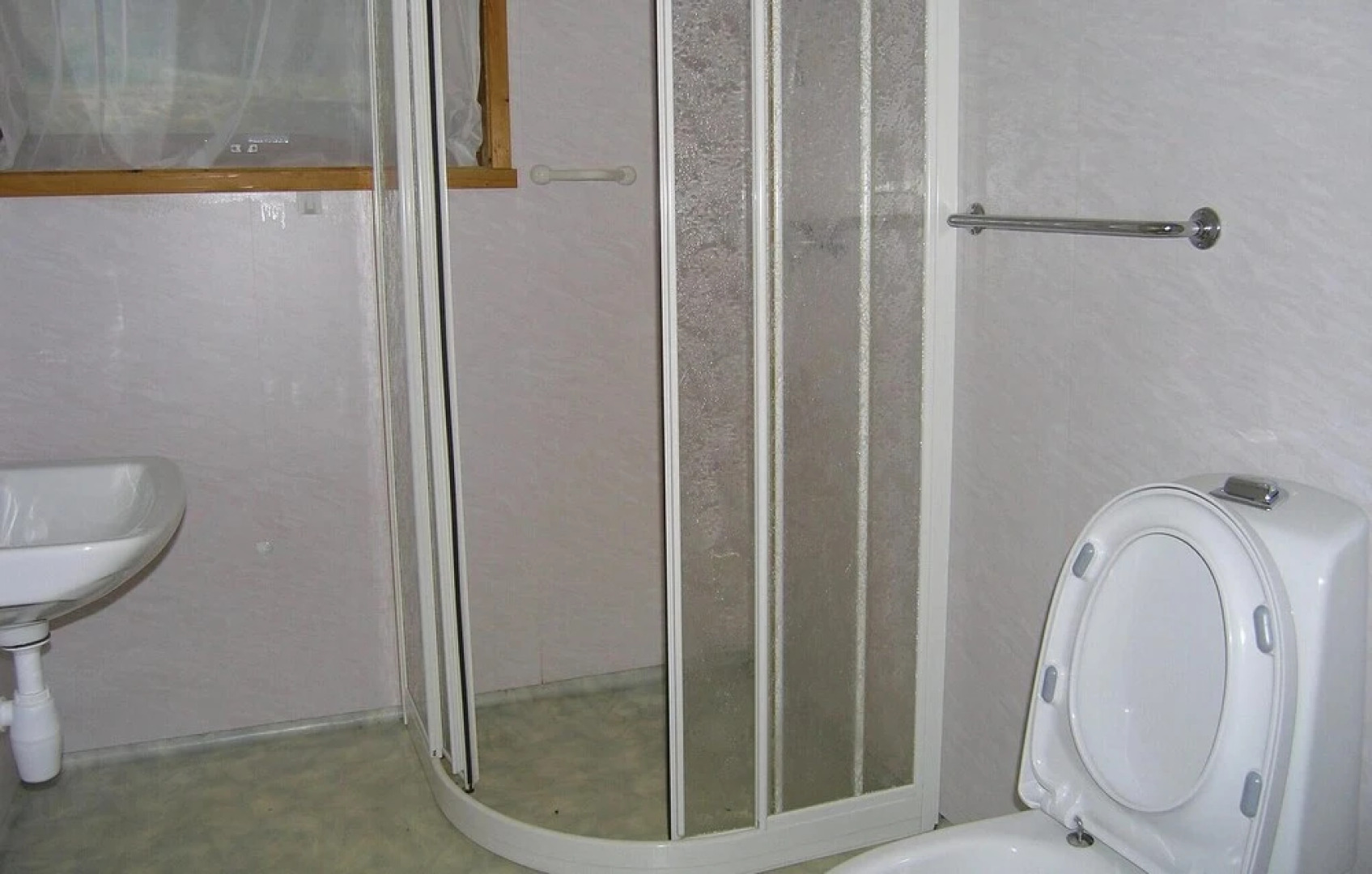 Stunning Home in Balestrand With 2 Bedrooms