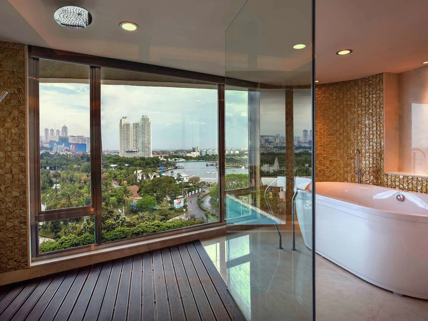 Mercure Convention Center Ancol