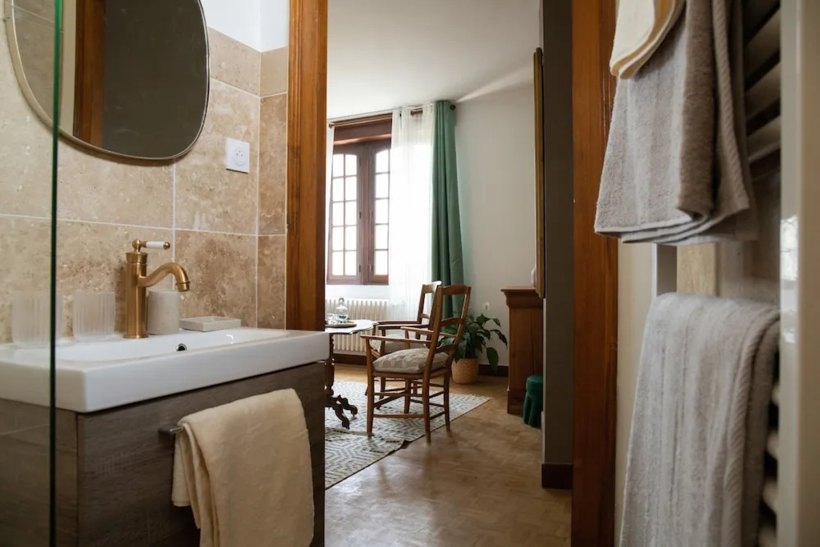 Maison et table d'hôtes le Camélia Blanc