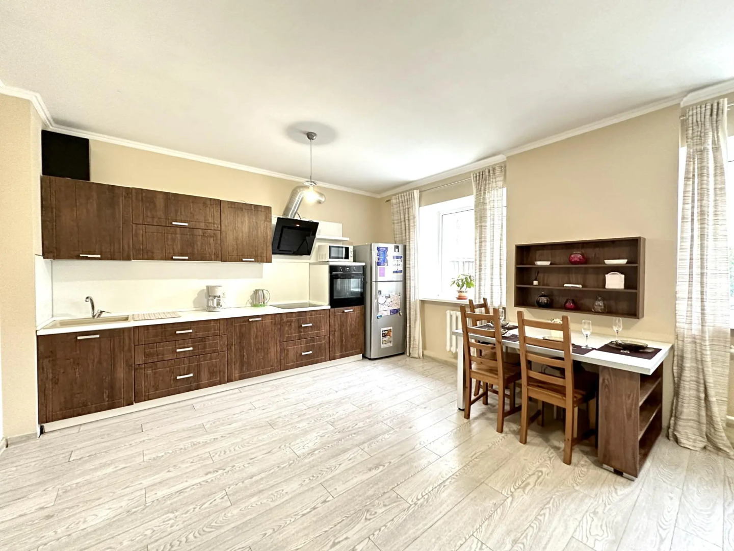 Compass (Компасс) на улице Миусская