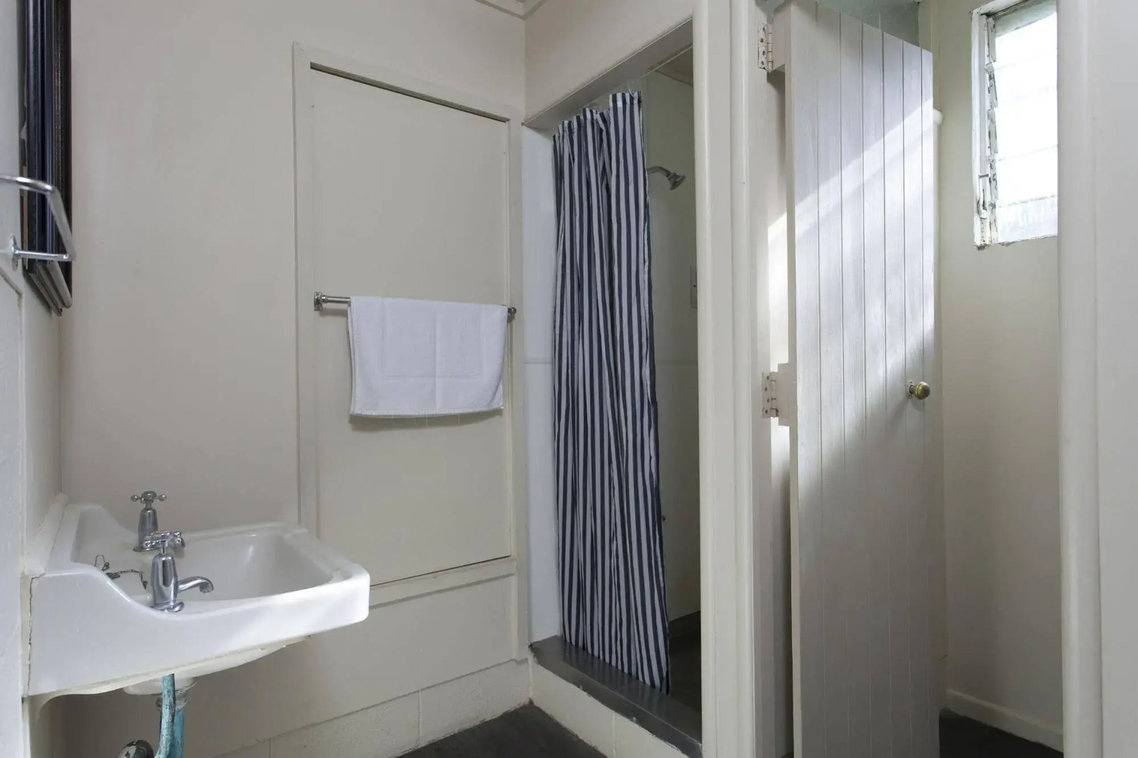 Opal Hot Springs & Holiday Park