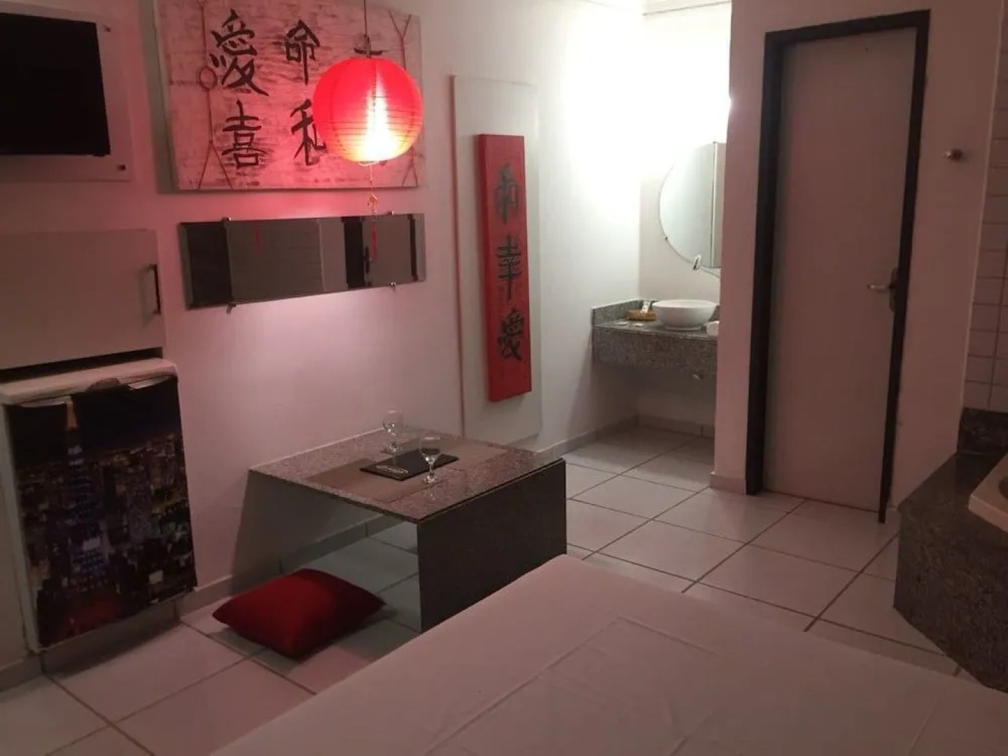 Citys Motel - Adults Only