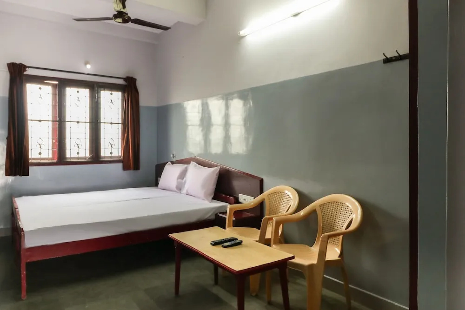 L.R.R. Towers by OYO Rooms