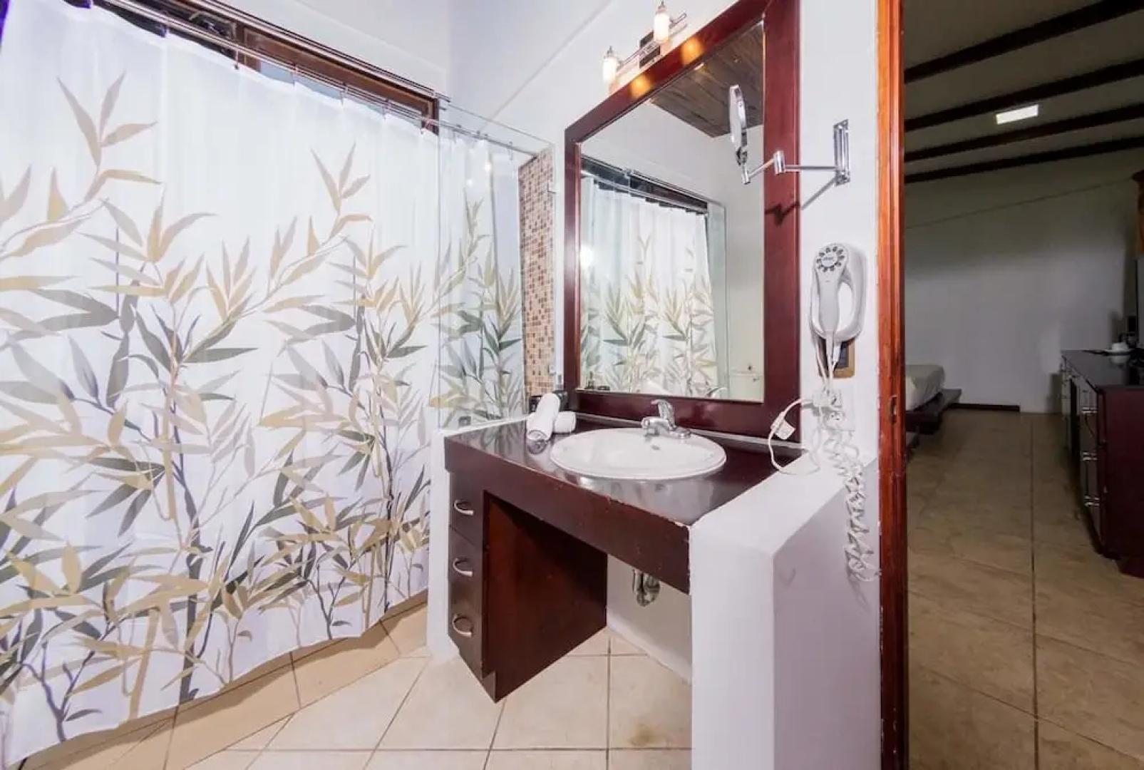 Café de Playa Beach Front Hotel