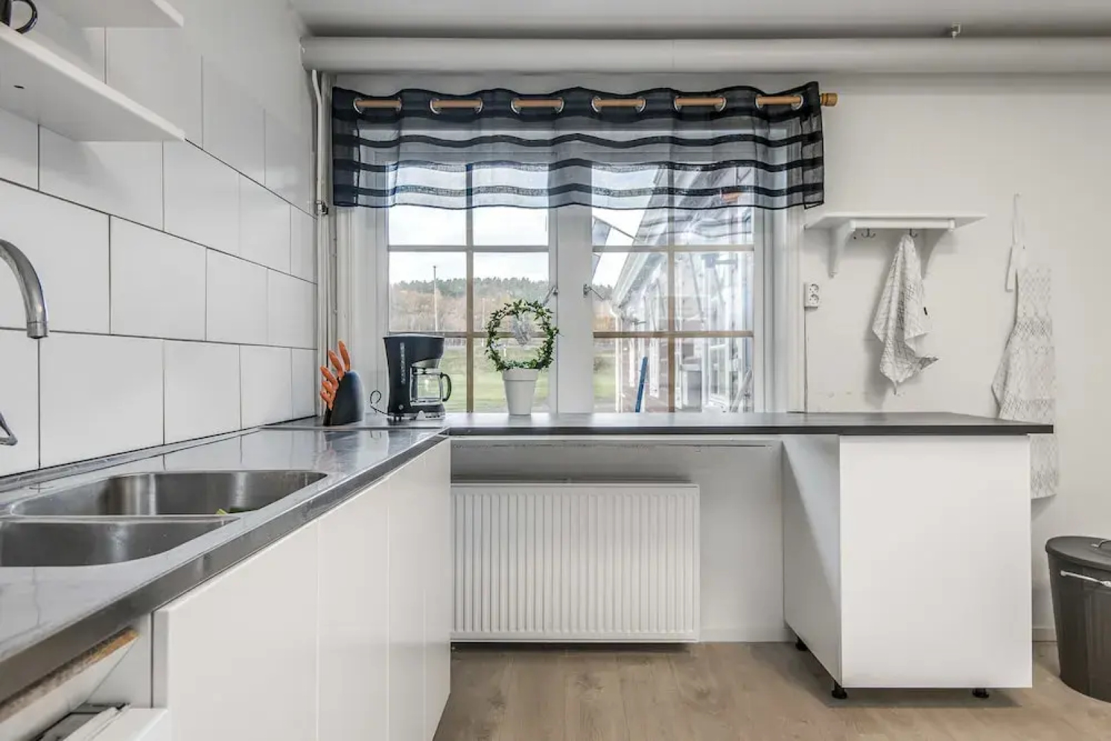 Tallbackens Gård & Vandrarhem - Hostel