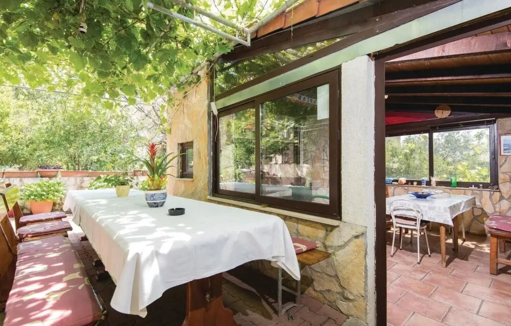 Stunning Home in Orebic With Wifi and 5 Bedrooms