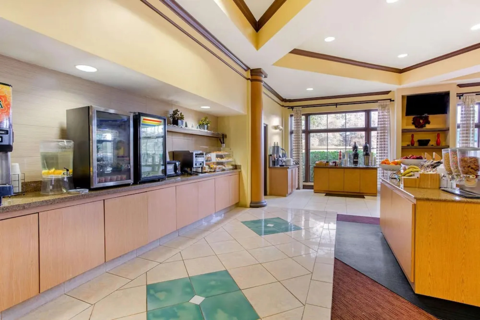 La Quinta Inn & Suites Raleigh Cary