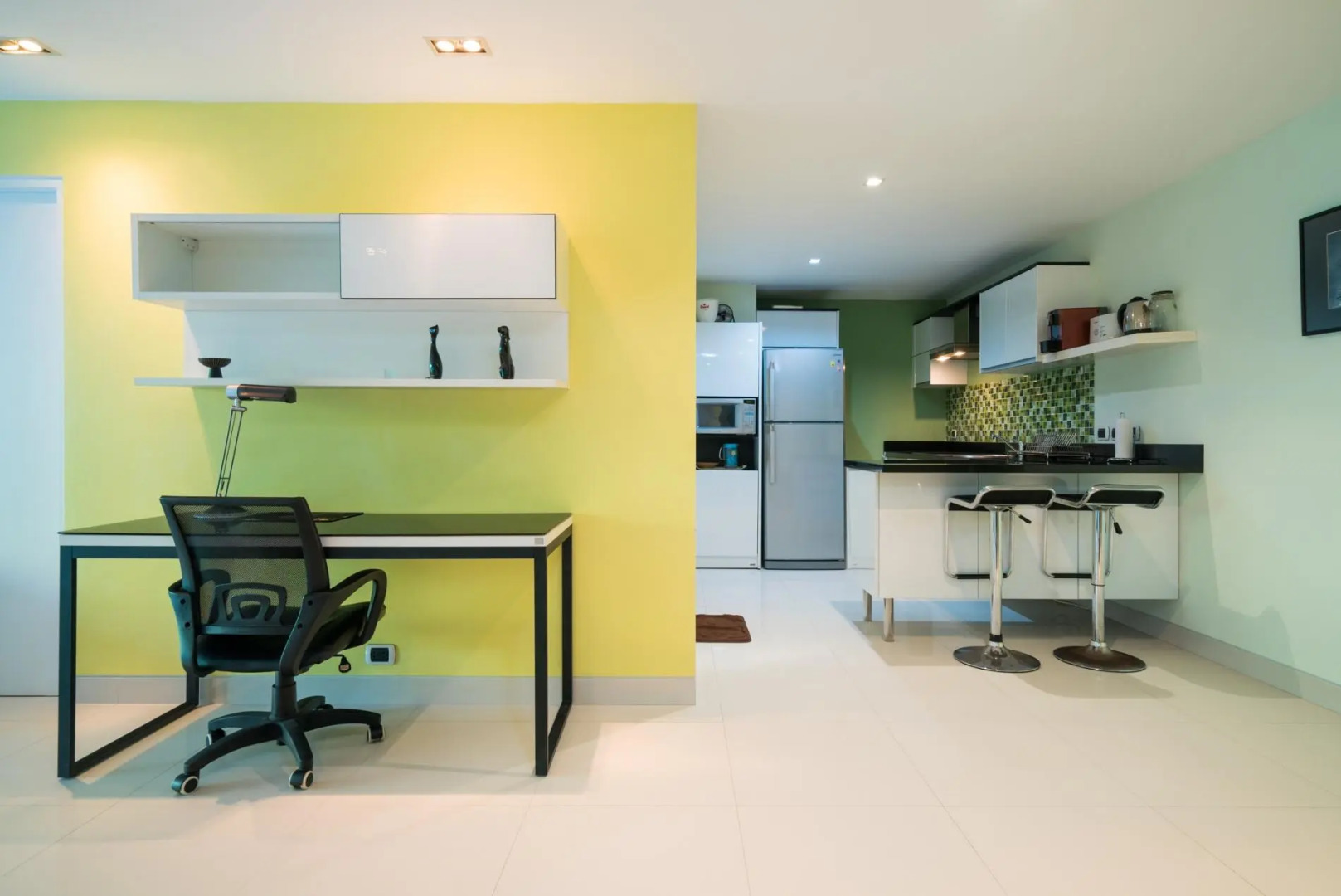 N308 - Walk to the beach apartment in Kamala, pool, gym, parking