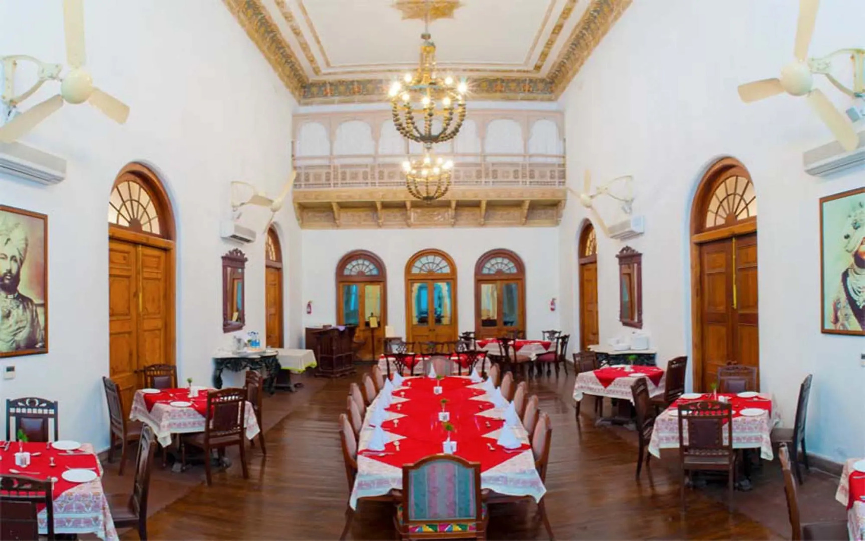 Neemrana's Baradari Palace