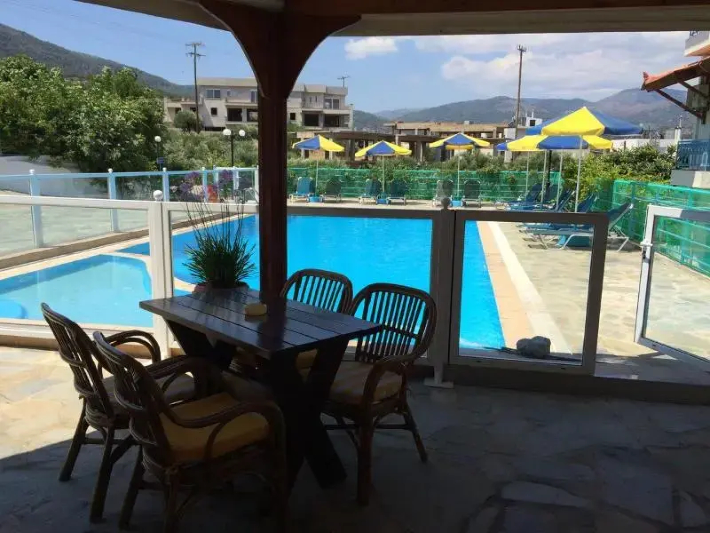 Stavros Apartments