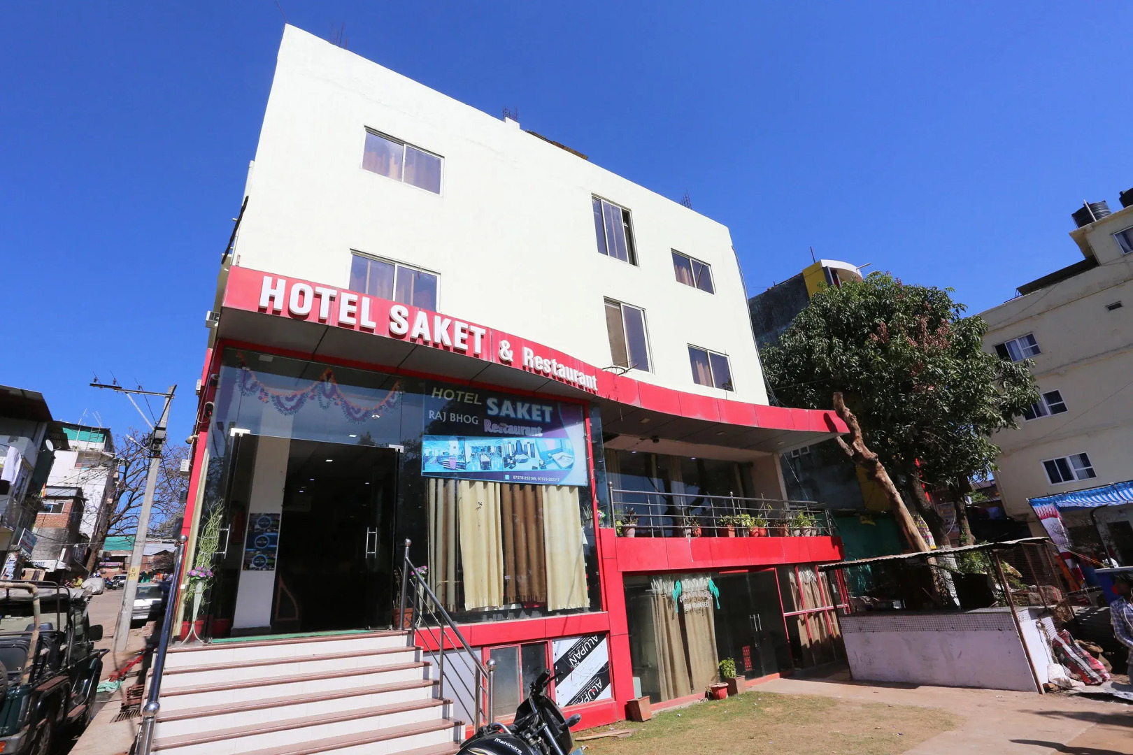 OYO 7828 Hotel Saket