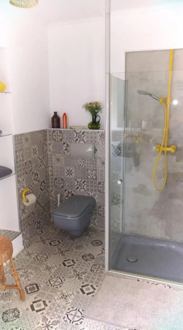 Into The Green Apartment