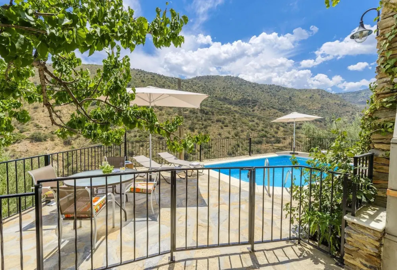 House With one Bedroom in Laroya, With Wonderful Mountain View, Pool A