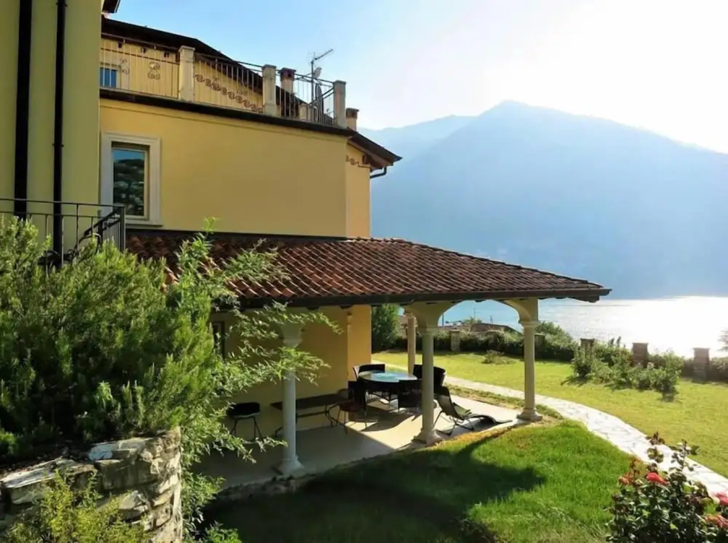 Villa Oliveto with Pool and Lake view