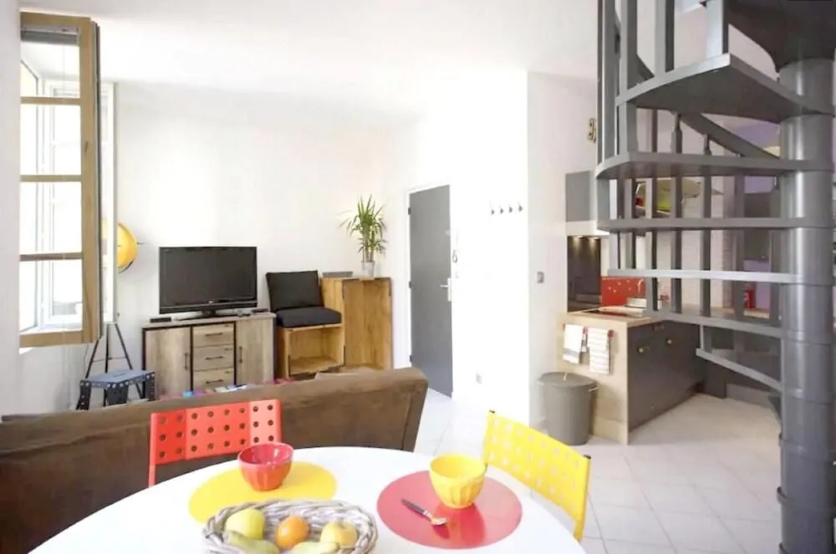 Apartment with One Bedroom in Toulon, with Wifi