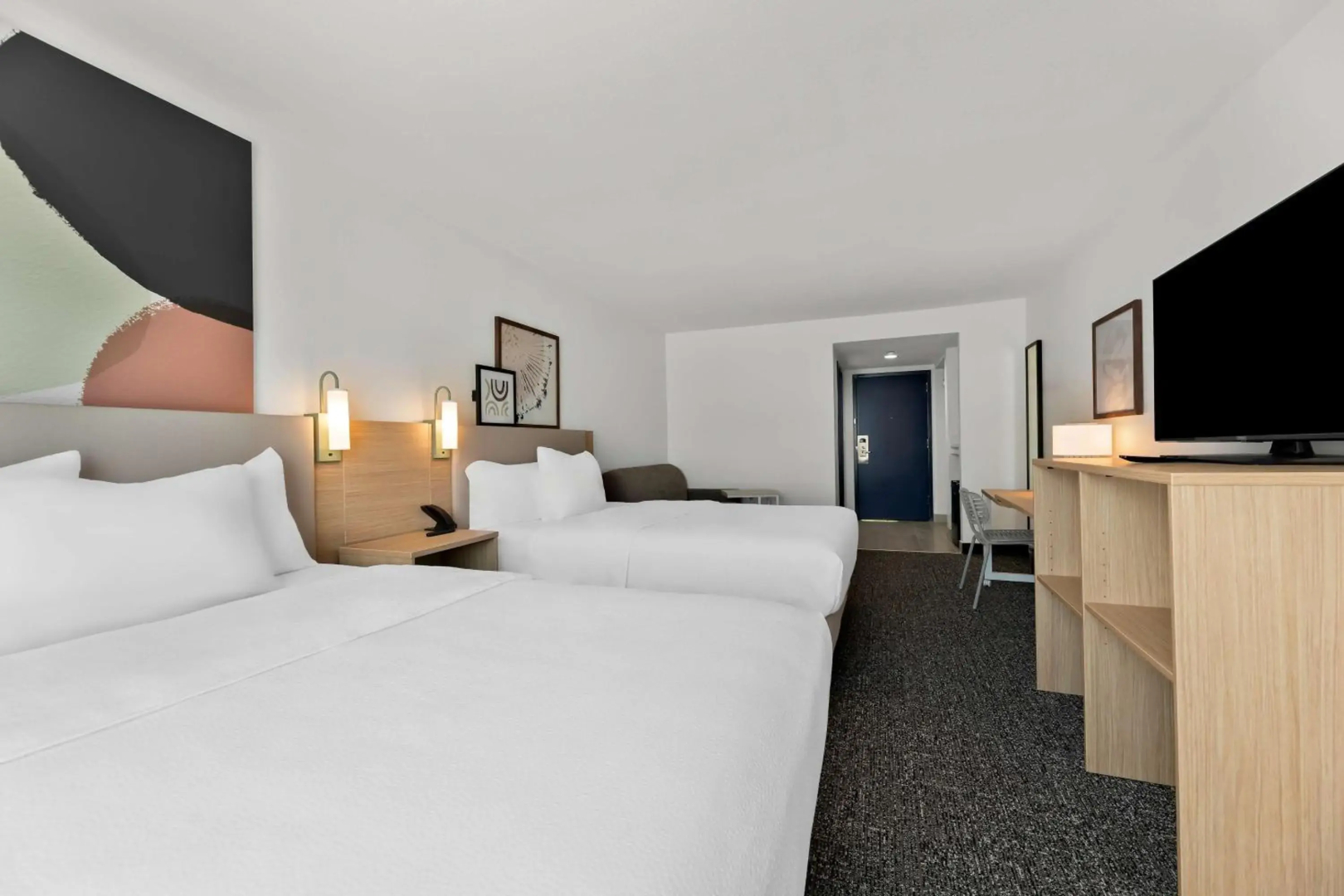 Spark by Hilton Tupelo