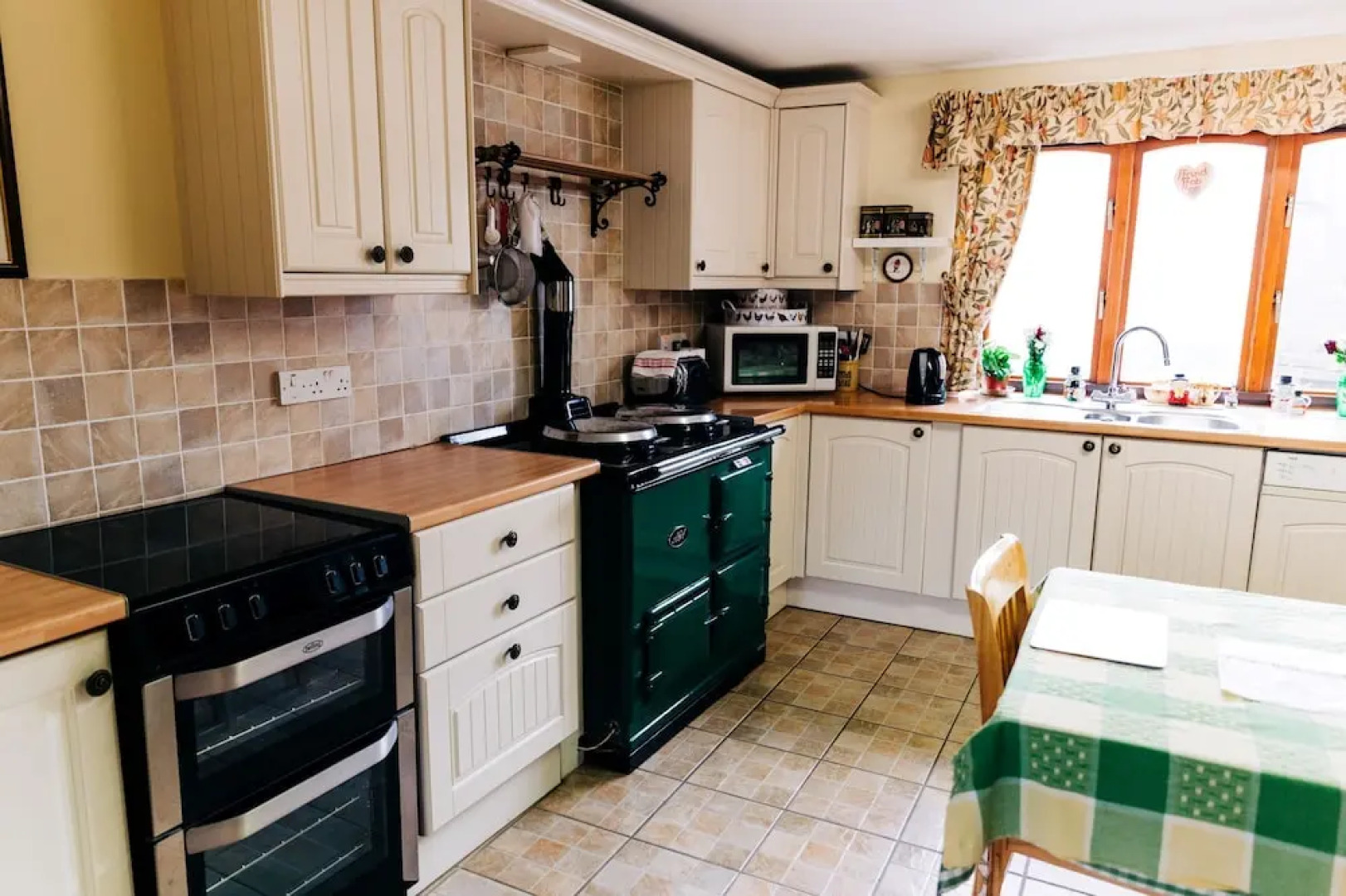 The Farmhouse Lochmeyler