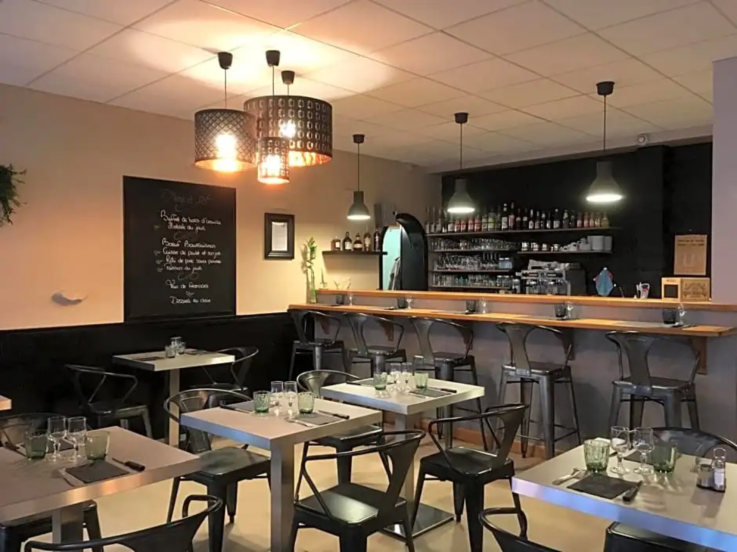 Hotel du Centre - Restaurant le Ptit Gourmet