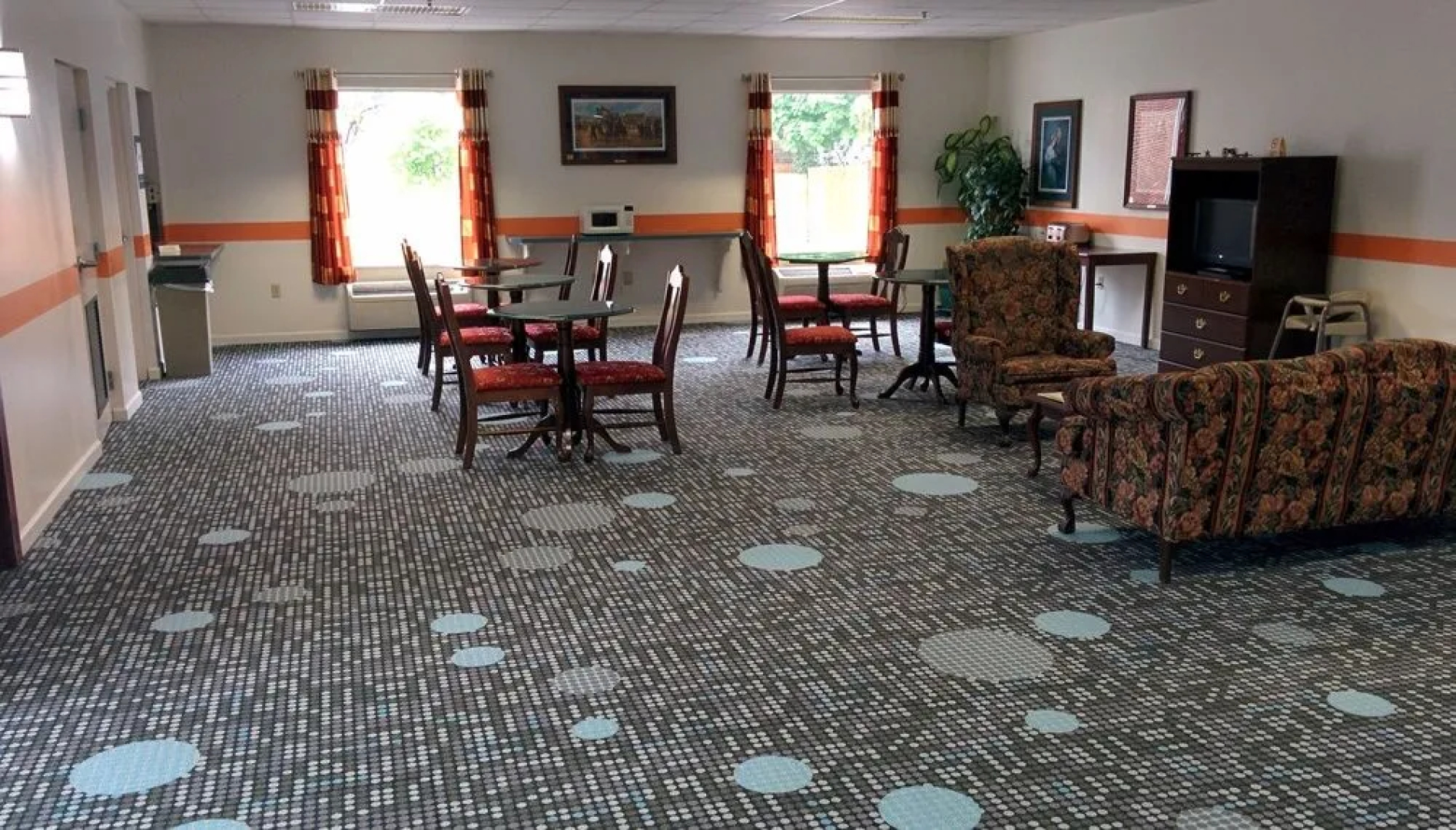 President Inn & Suites