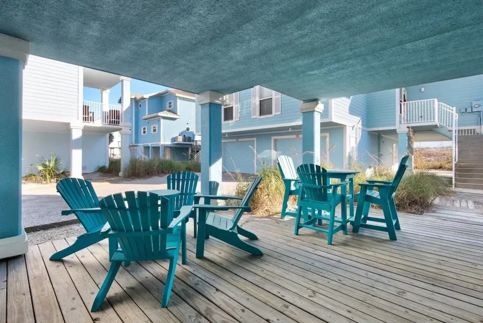 Portside S "beauty And The Beach" 3 Bedroom Townhouse by RedAwning