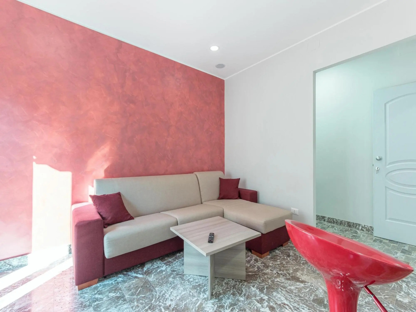 Snug holiday home in Mirto with a private terrace