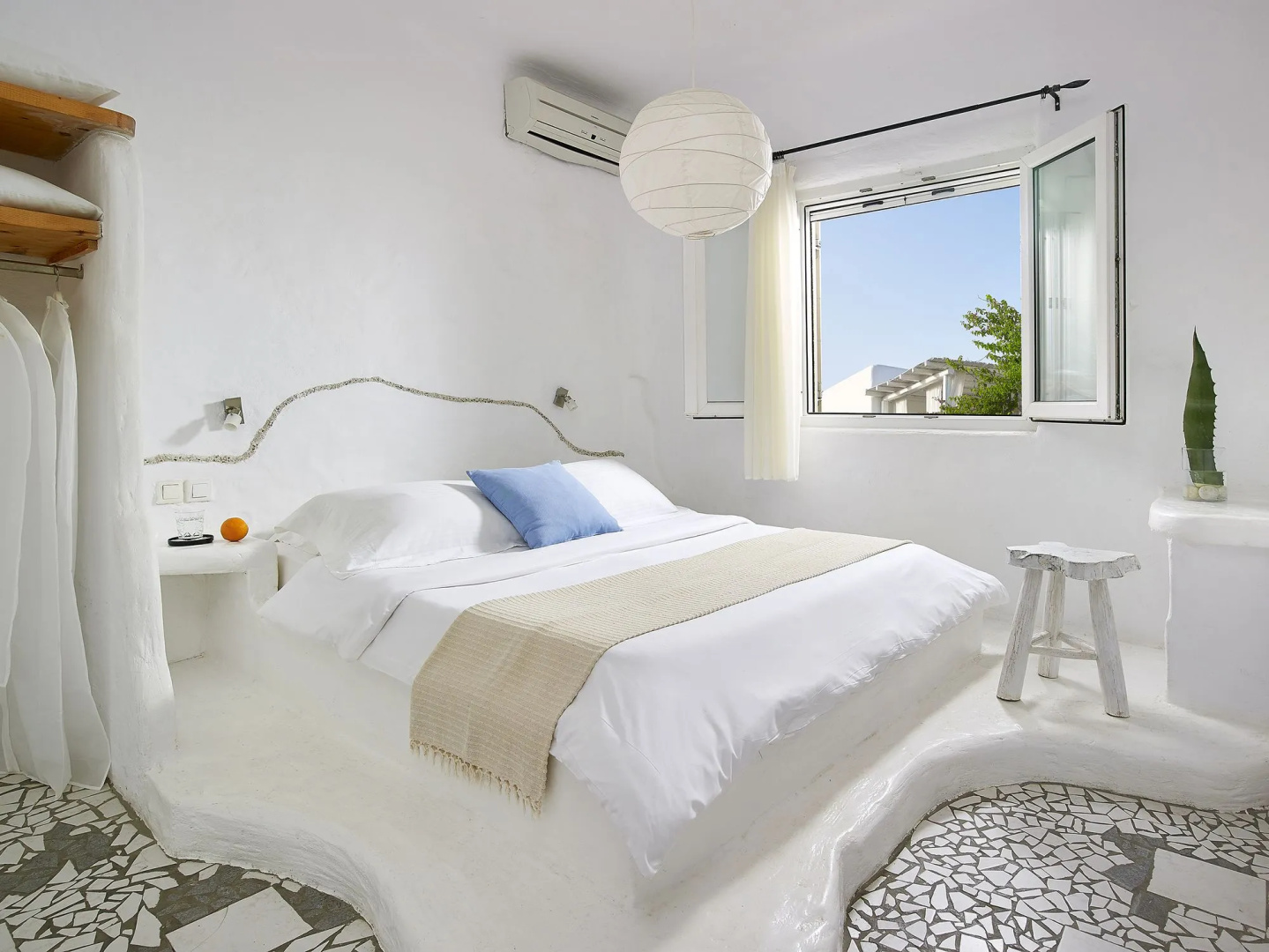 Delmar Apartments & Suites - Delmar Collection