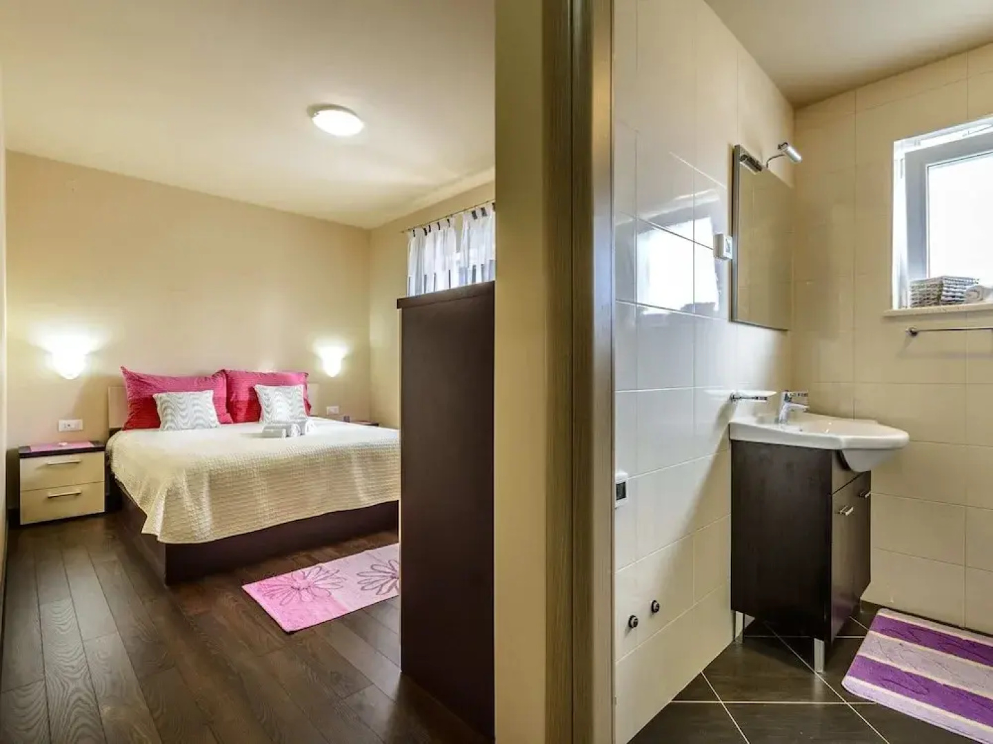 Villa Pave - Six-bedroom Villa With Terrace and Swimming Pool