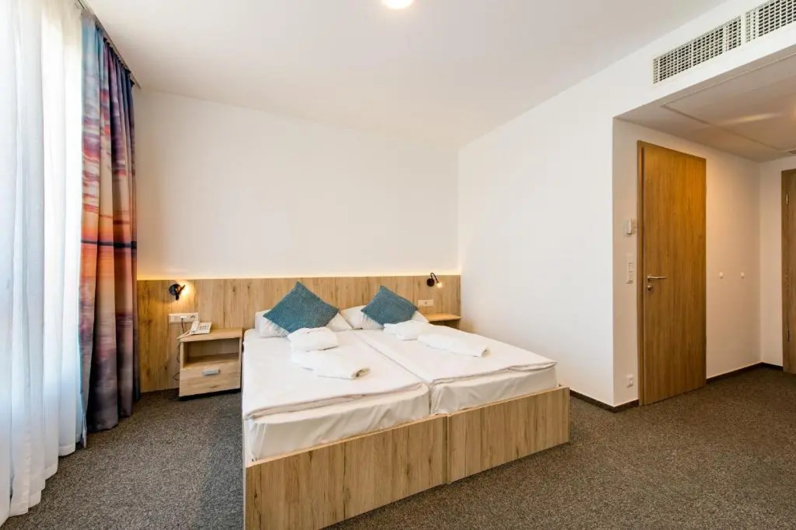 Akademia Hotel **** Balatonfured