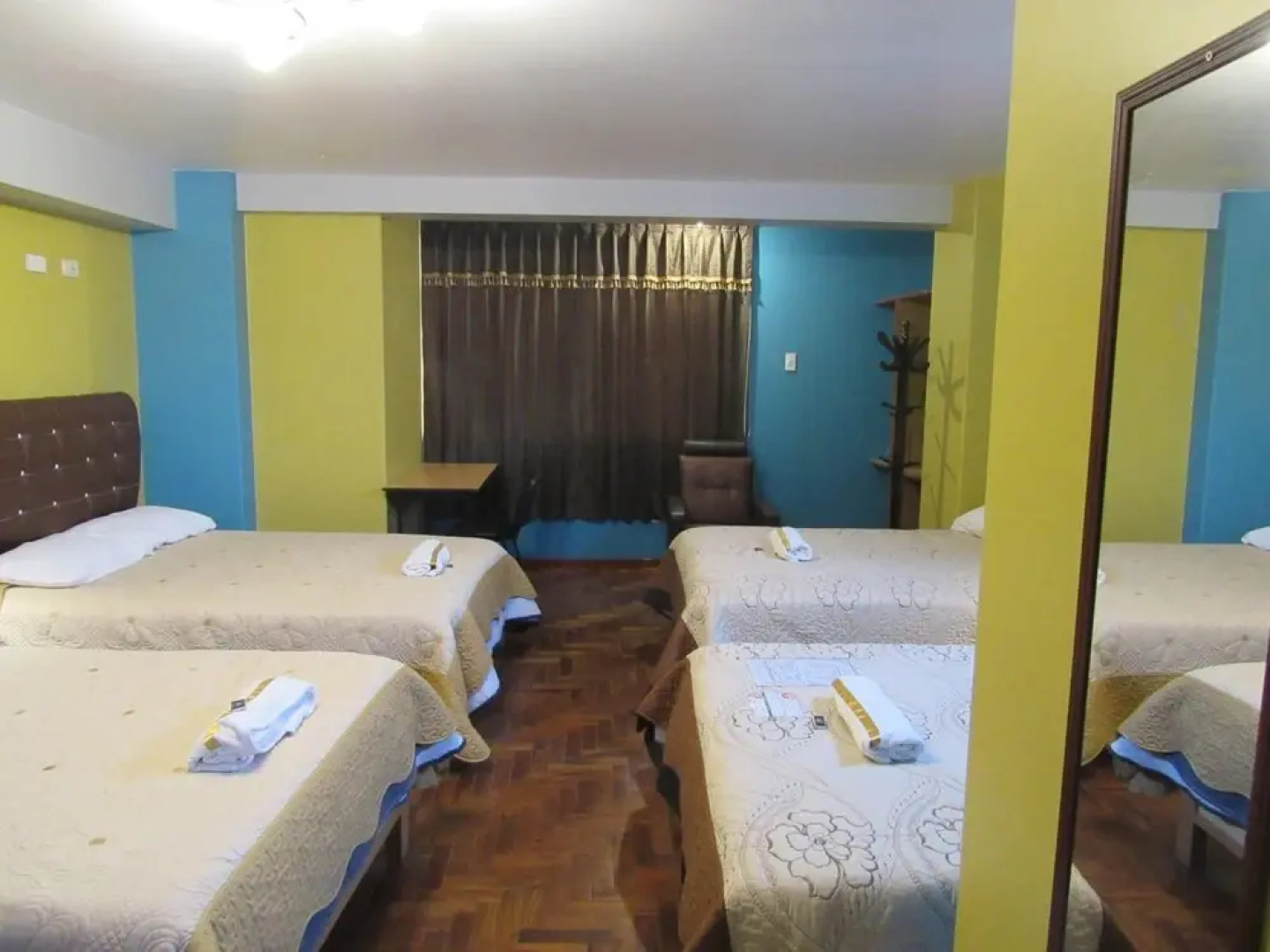 Hotel Sueños Dorados