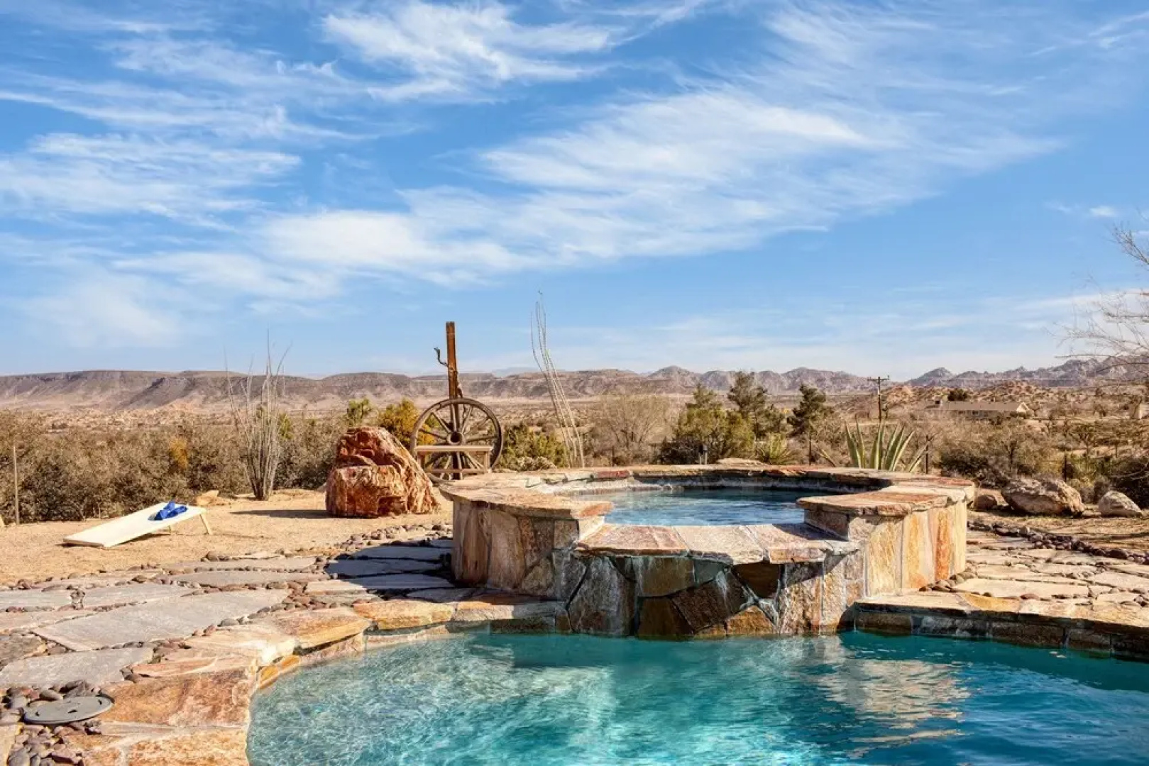 Rhythm by Avantstay Stunning Home w/ Pool, Hot Tub & Sweeping Views