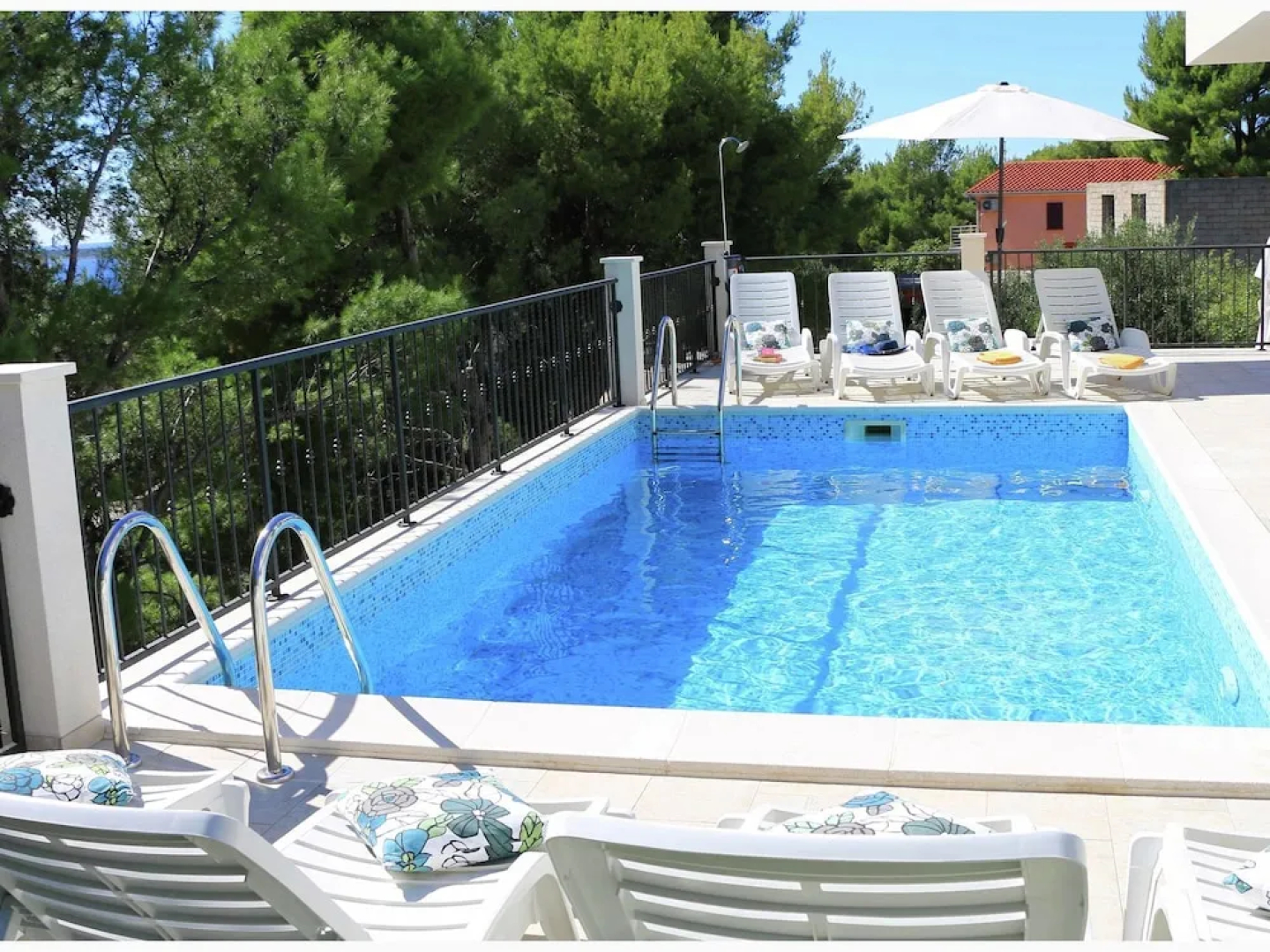 Modern Villa in Primosten With Pool